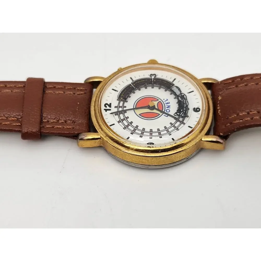 Vintage Lionel Collectible Train Watch w/Moving Train Dial Quartz w/Tin Case